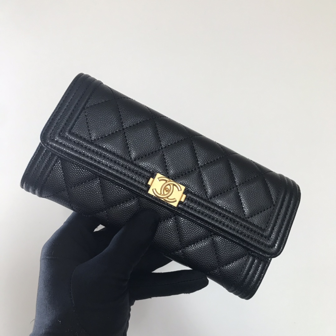 芸能人愛用Chanel シャネル 実物の写真 N品スーパーコピー財布代引き対応国内発送後払い安全必ず届く優良サイト